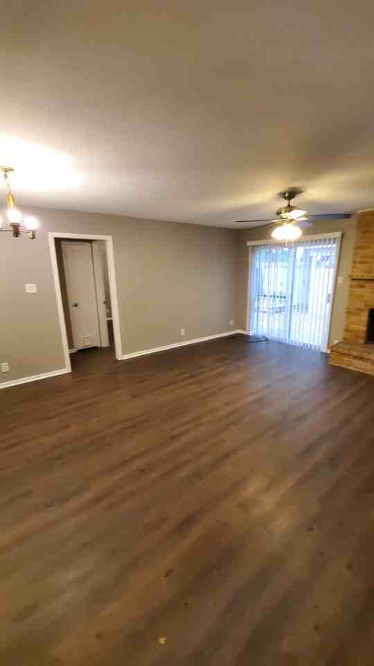 4704 Oakfield Way - Photo 5 of 35