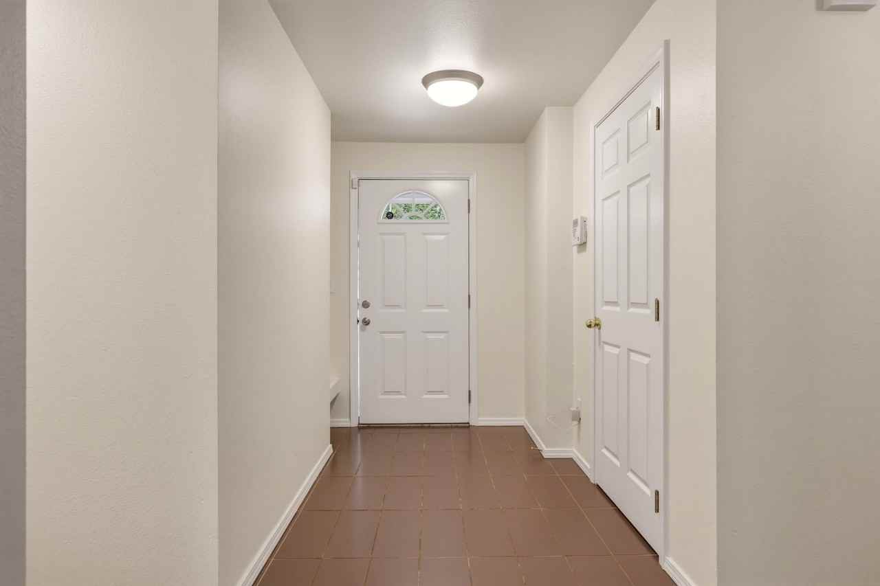 1012 David St Se - Photo 4 of 24