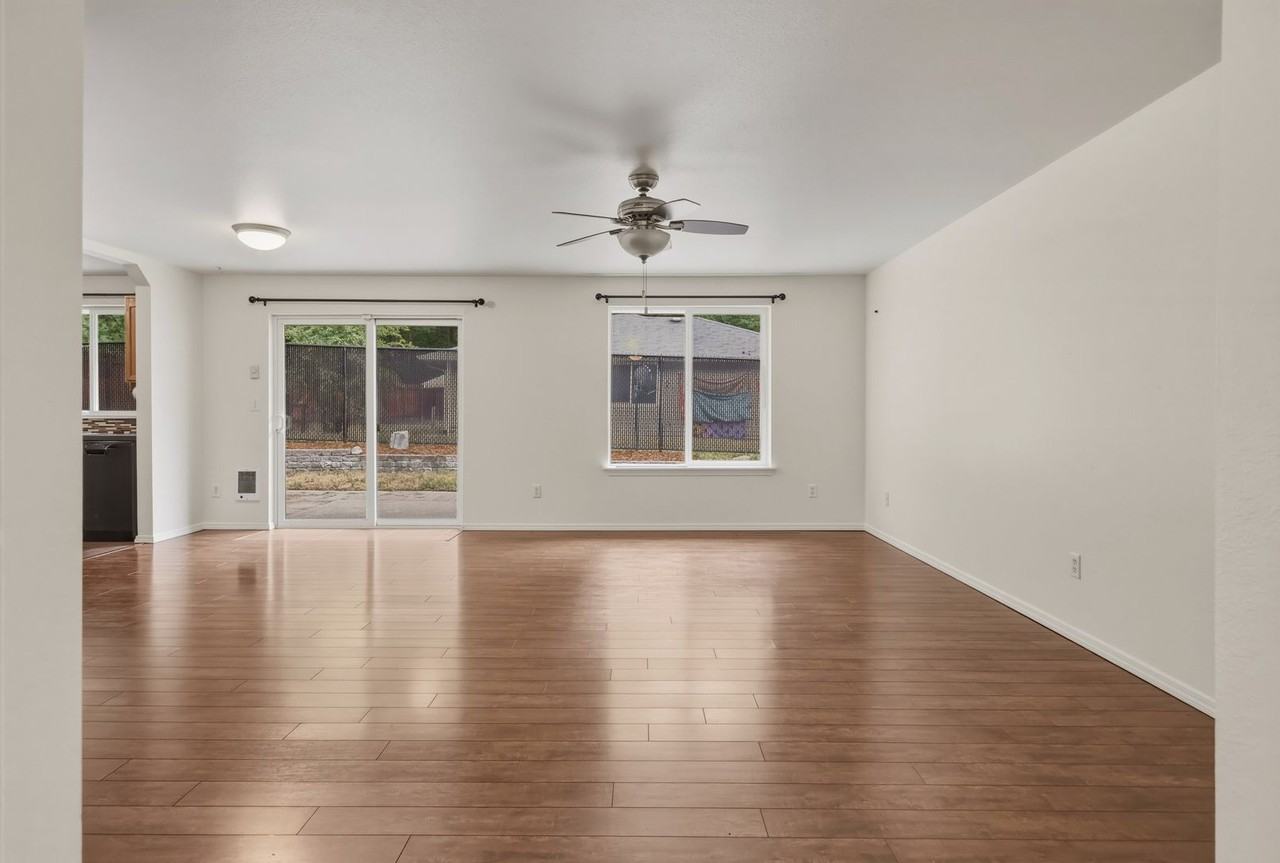 1012 David St Se - Photo 6 of 24