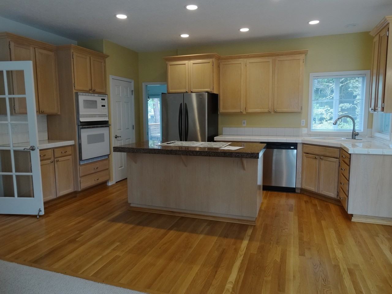 16655 Sw Springwater Ct - Photo 6 of 23