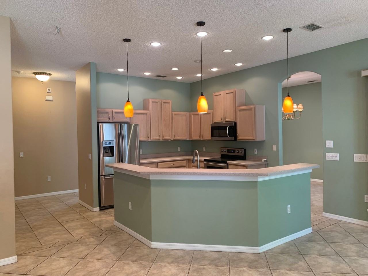 3044 Silver Palm Dr - Photo 5 of 17