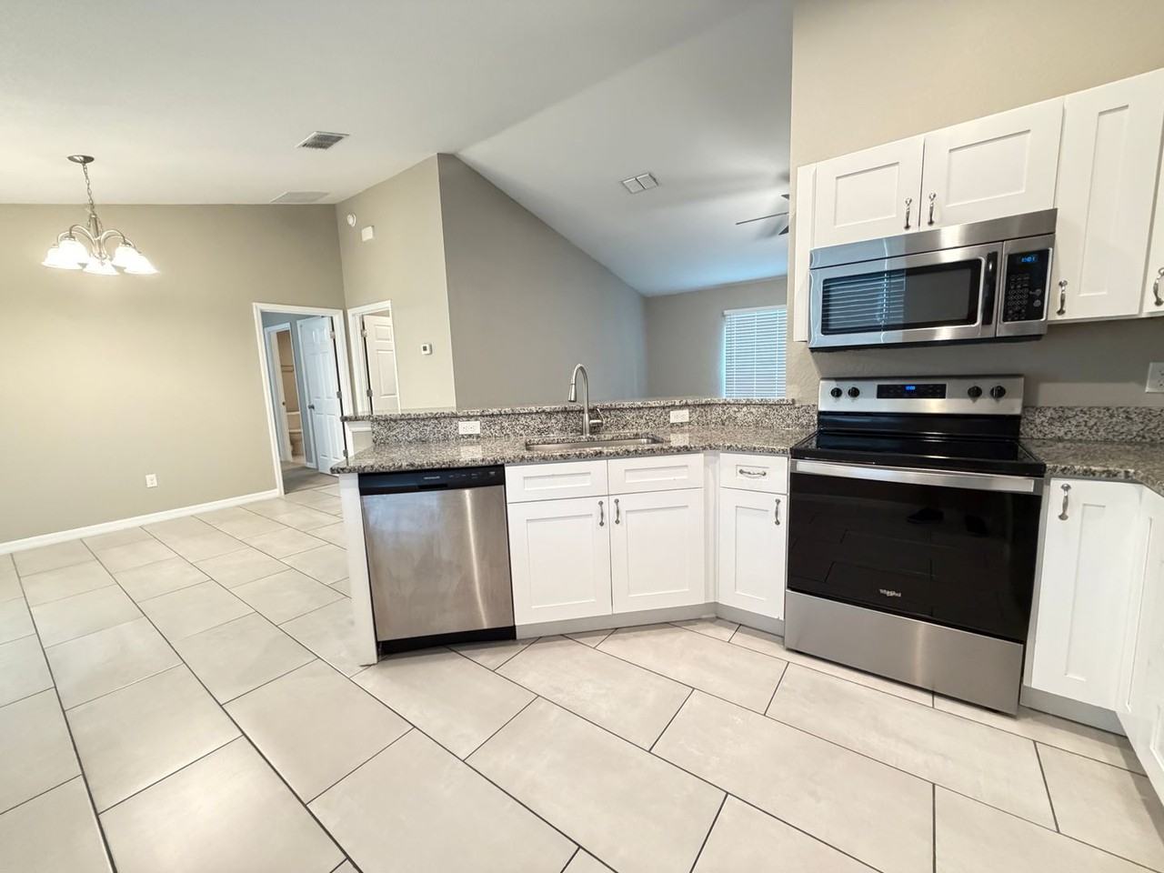 23 Dogwood Crse - Photo 4 of 23