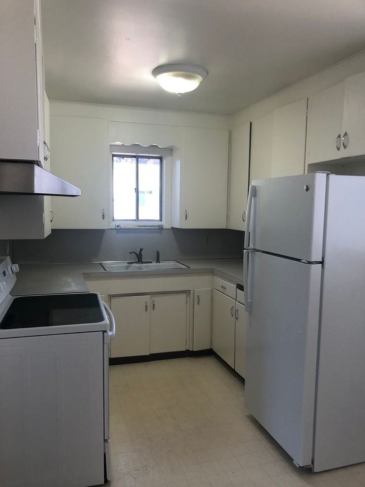 1487 Nw Eden St - Photo 6 of 11