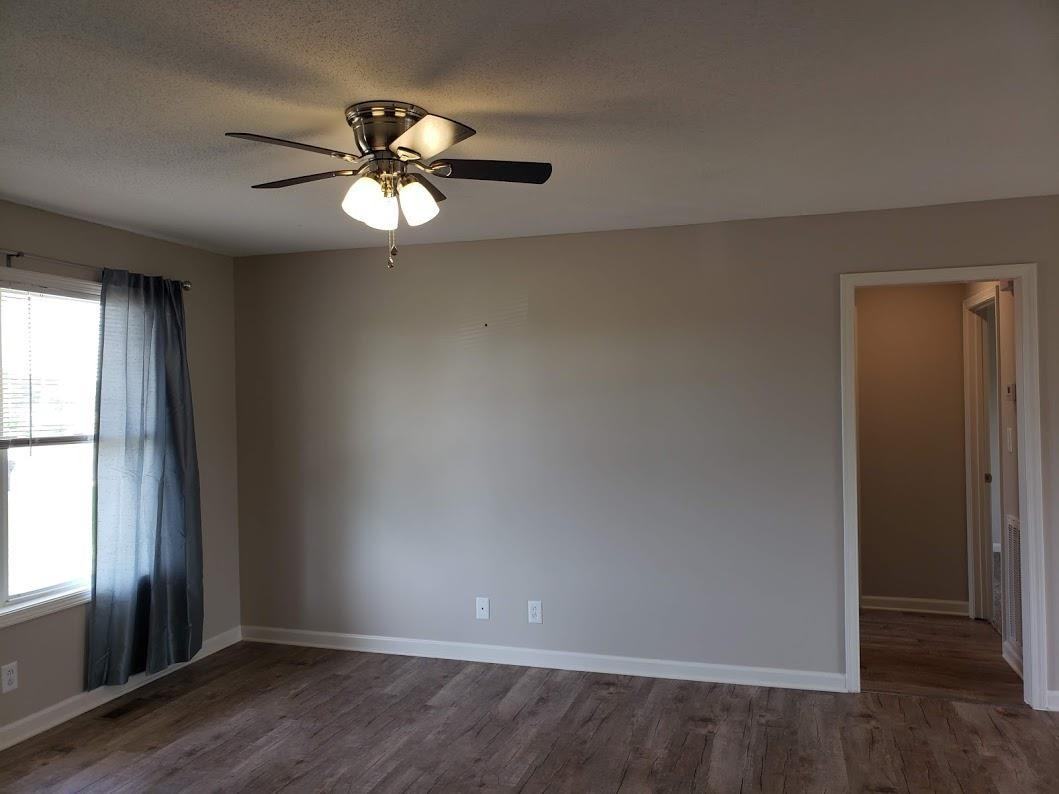 117 Waterford Dr - Photo 4 of 25