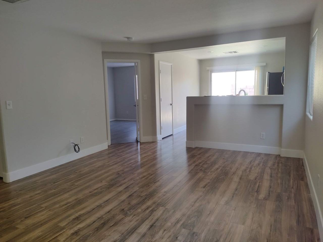 520 Bernini St - Photo 5 of 26