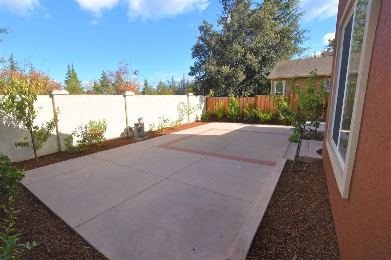 118 Smith Ranch Ct - Photo 2 of 20