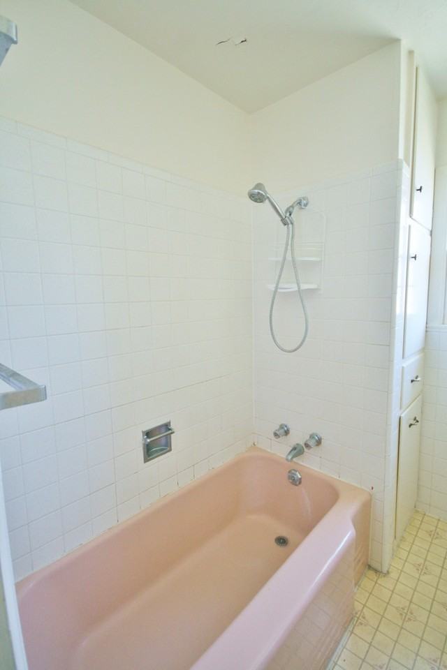 2625 Sheldon St - Photo 4 of 18