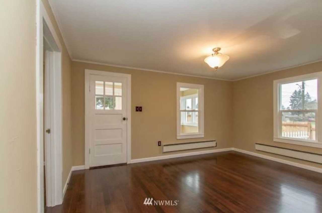 10604 2nd Pl Sw - Photo 4 of 23