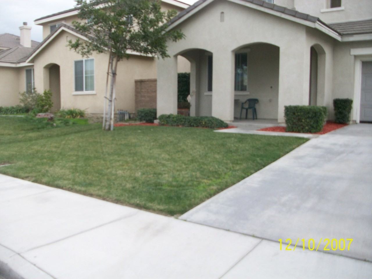 6404 Kaisha St - Photo 3 of 10