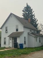 featured image of 257 5th St W