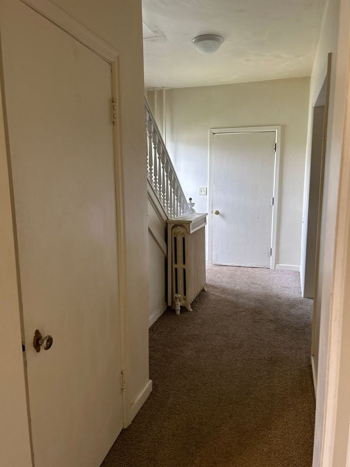 257 5th St W - Photo 5 of 11