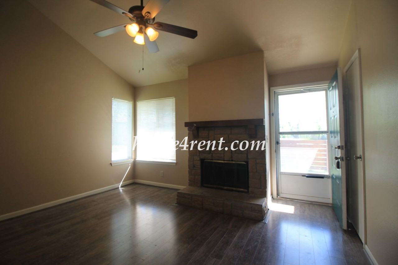 13224 S Brougham Dr - Photo 5 of 20