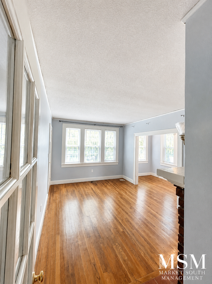 1701 Ott St #2 - Photo 2 of 9