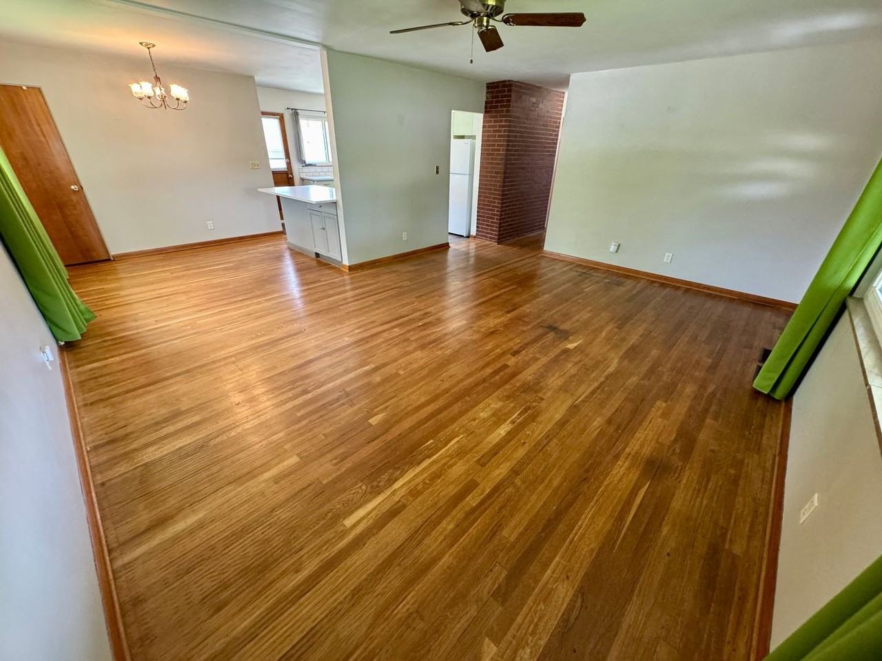 2562 Bristol Rd - Photo 3 of 43
