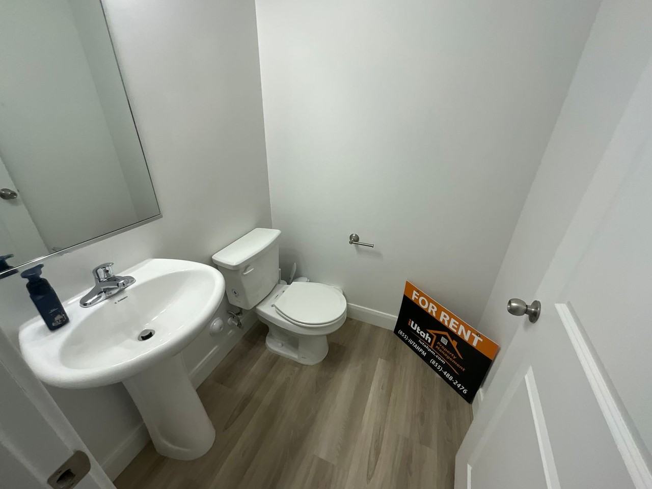 3104 N 1625 E - Photo 5 of 29