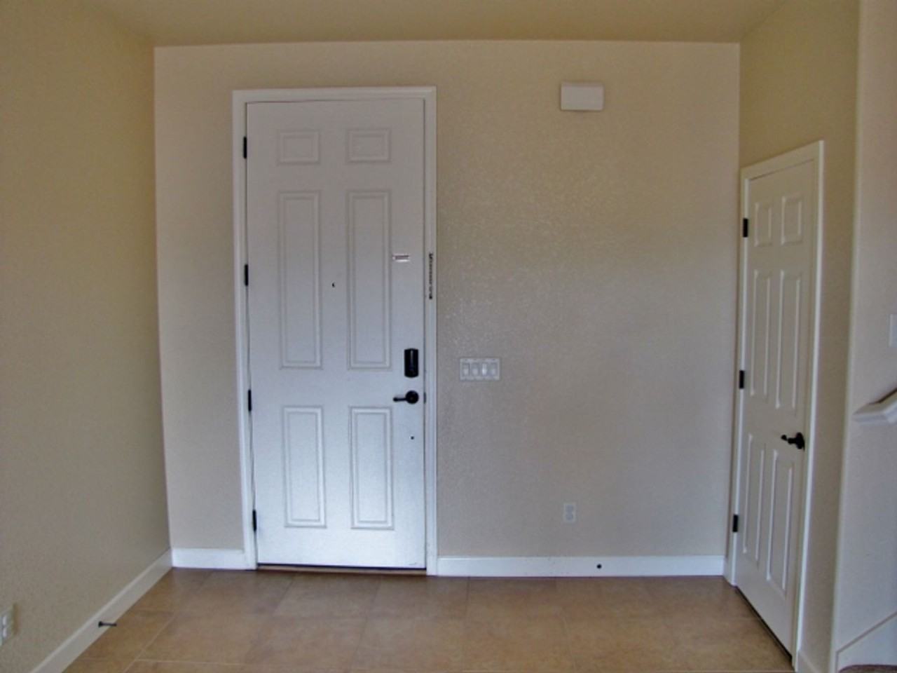 1059 Wagner Pl - Photo 7 of 43