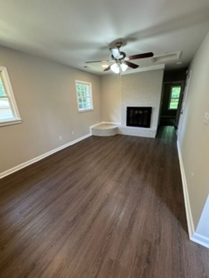 246 Victory Ln Ne - Photo 5 of 13