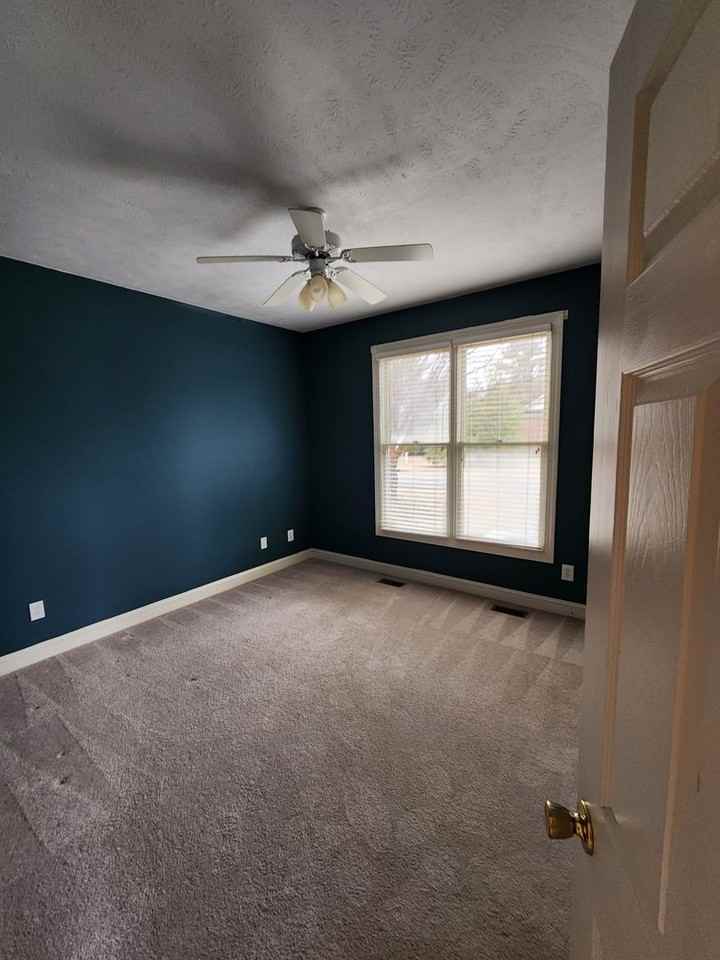 3120 Metthame Dr - Photo 4 of 10