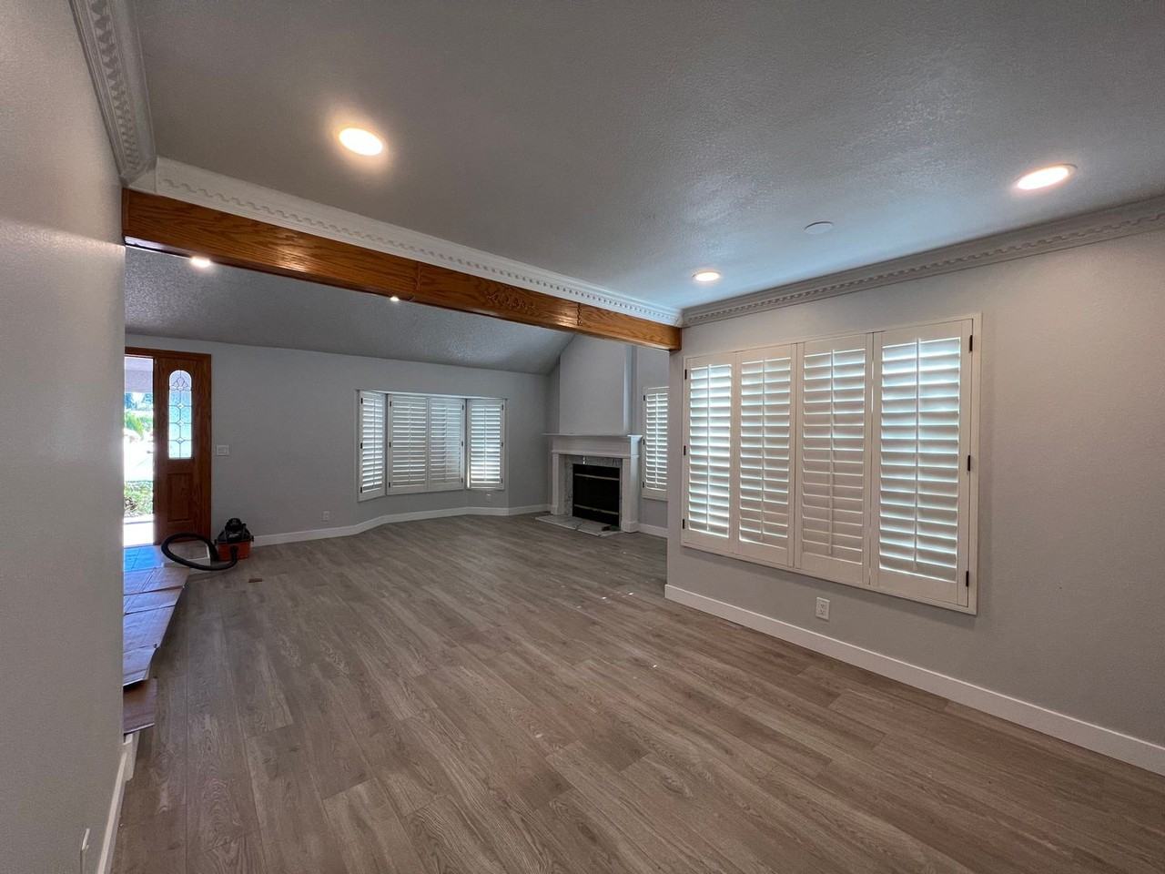 2173 Hietter Ave - Photo 4 of 13