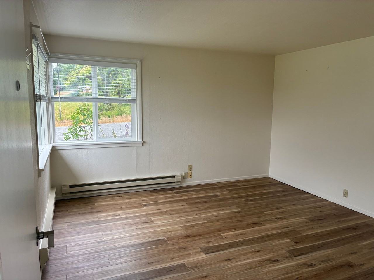21284 Conway Hill Ln - Photo 4 of 4
