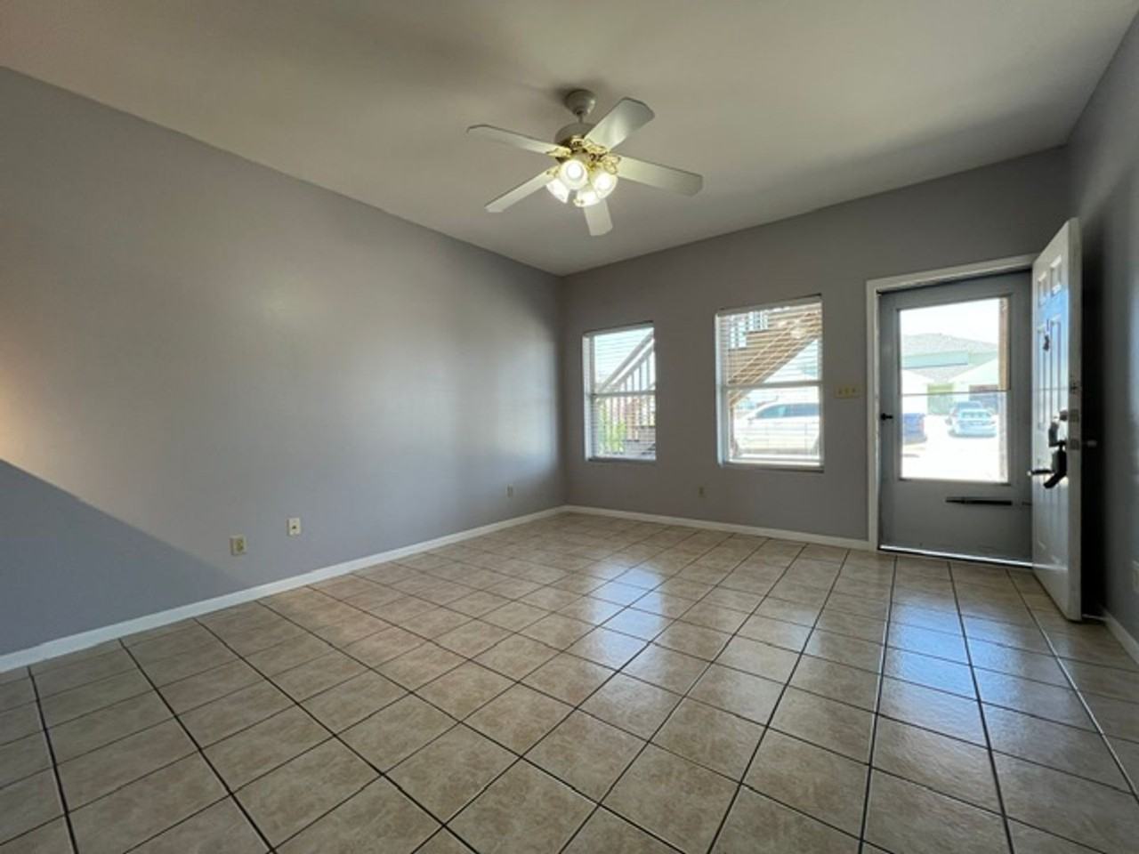 13958 Fortuna Bay Dr - Photo 3 of 18