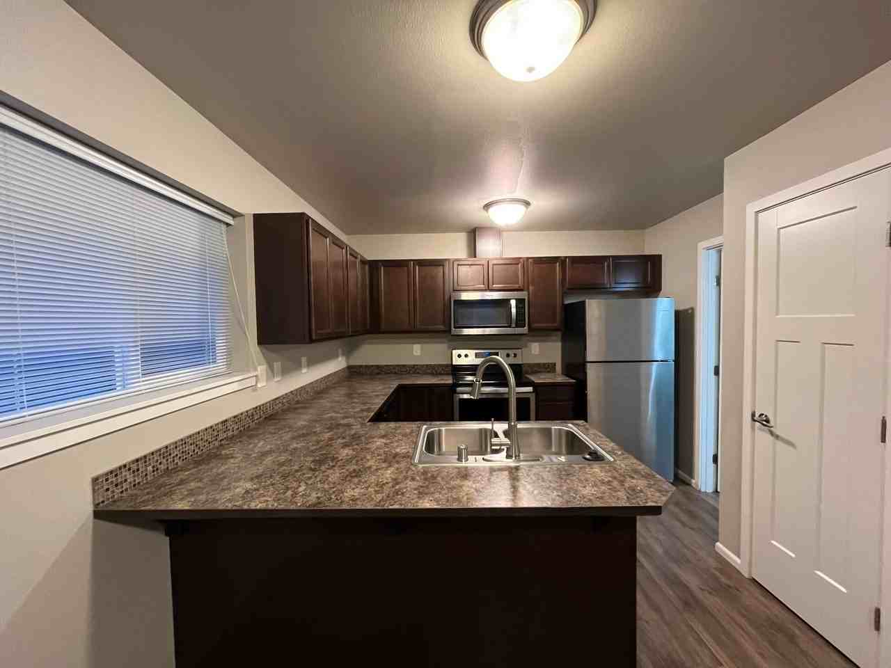 2328 Verona St #101 - Photo 5 of 17