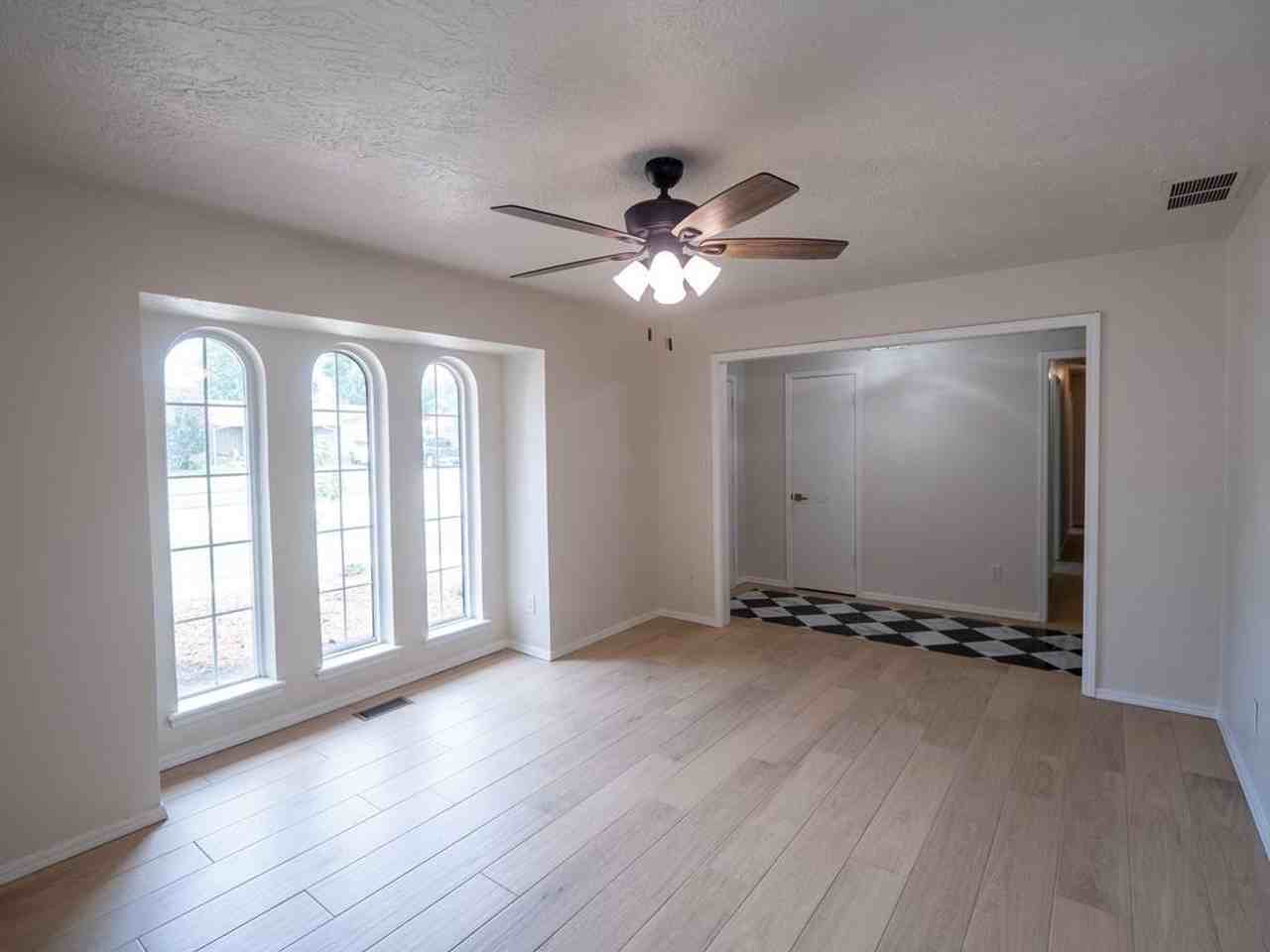 3306 Pheasant Run Rd - Photo 5 of 43