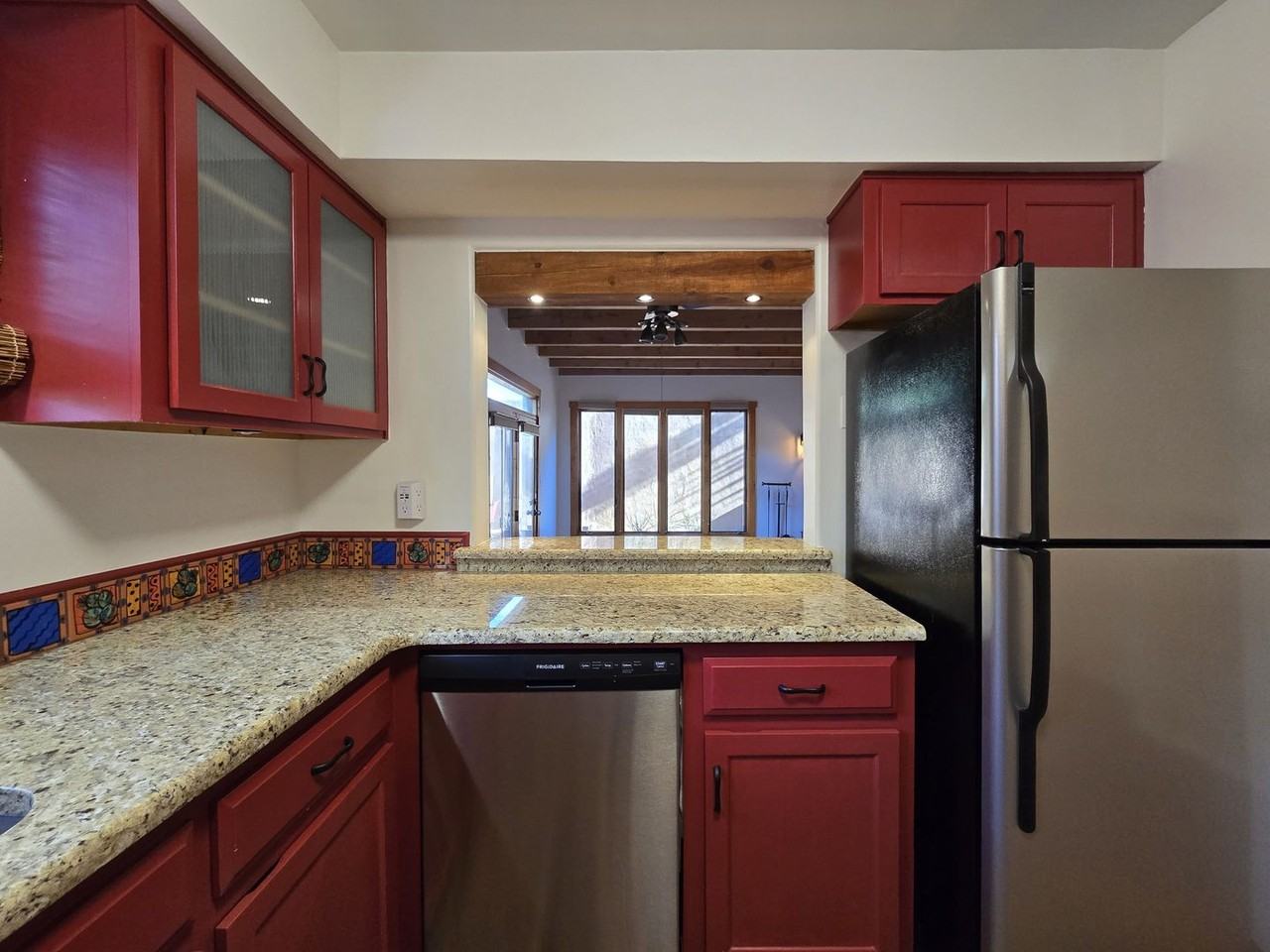 244 Maynard St #6 - Photo 6 of 22