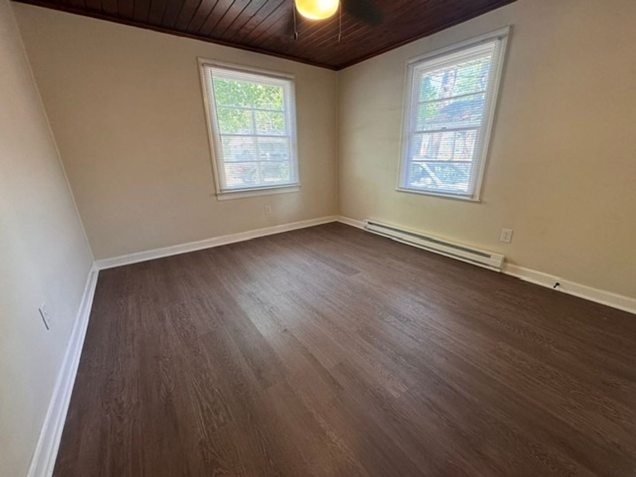 407 Lane St Se - Photo 2 of 5