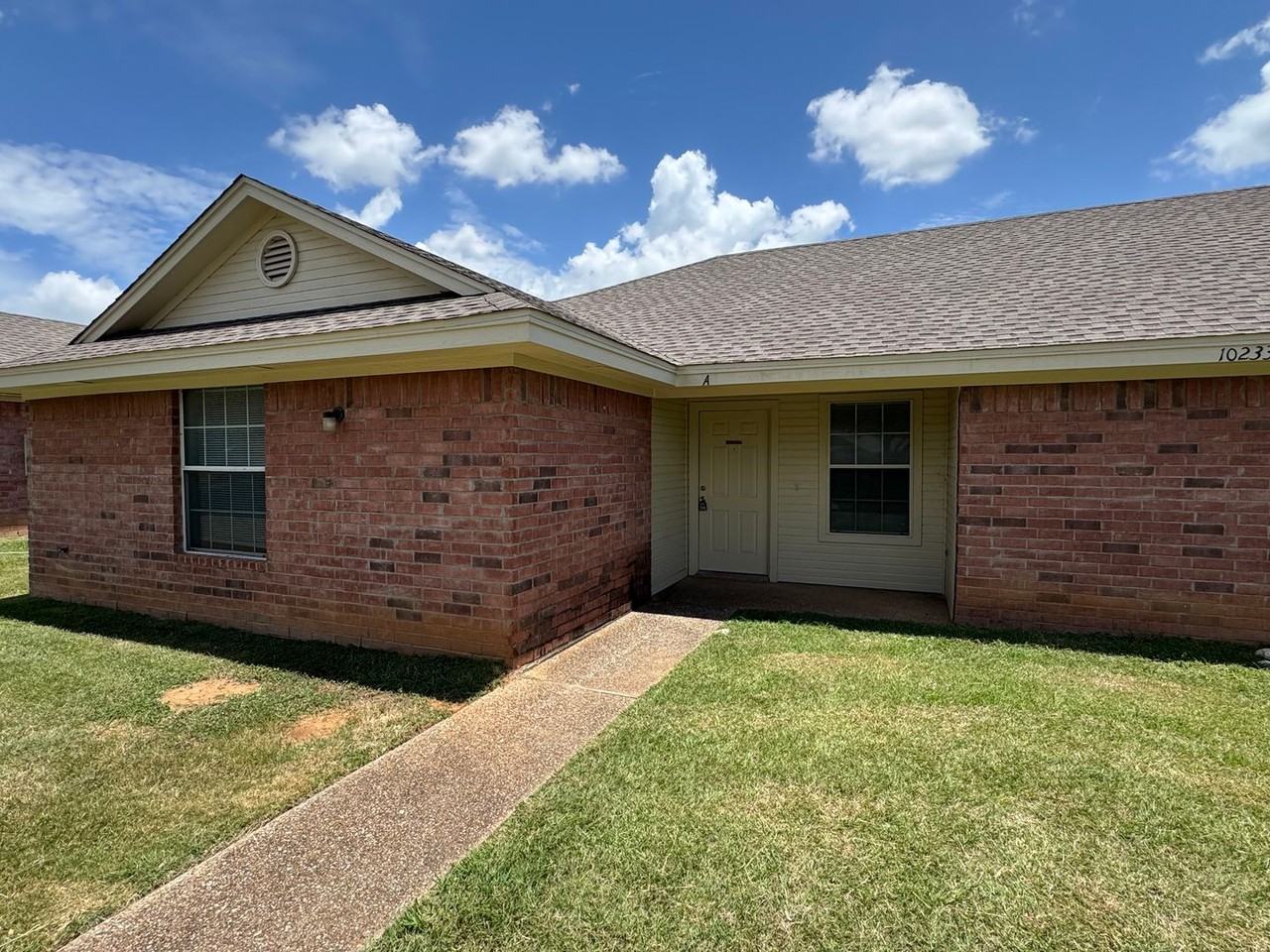 10233 Hyacinth Ln #A - Photo 2 of 17