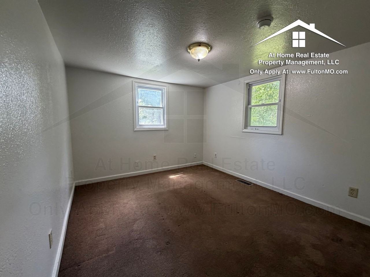 1512 Monroe St - Photo 6 of 22