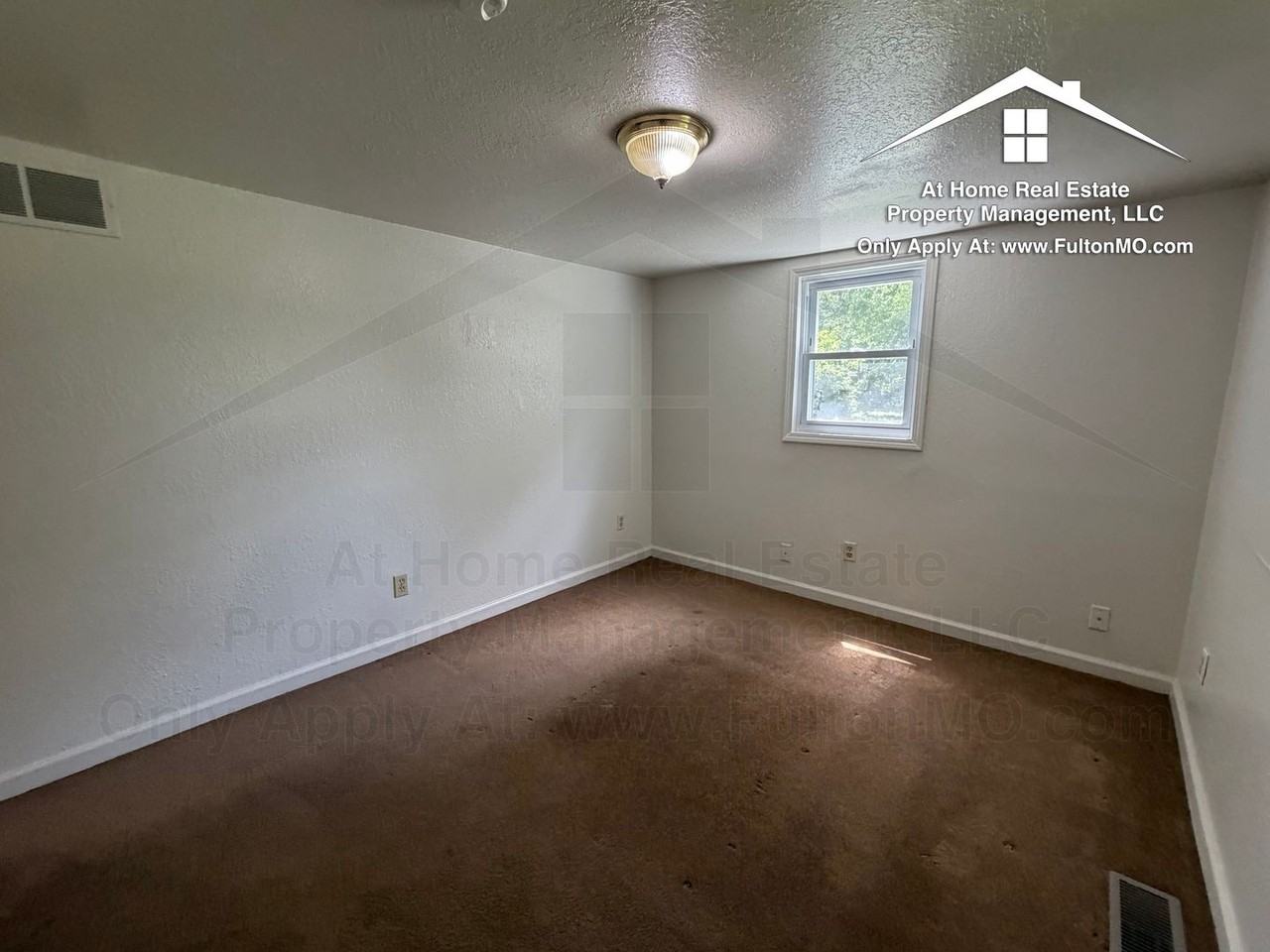 1512 Monroe St - Photo 7 of 22