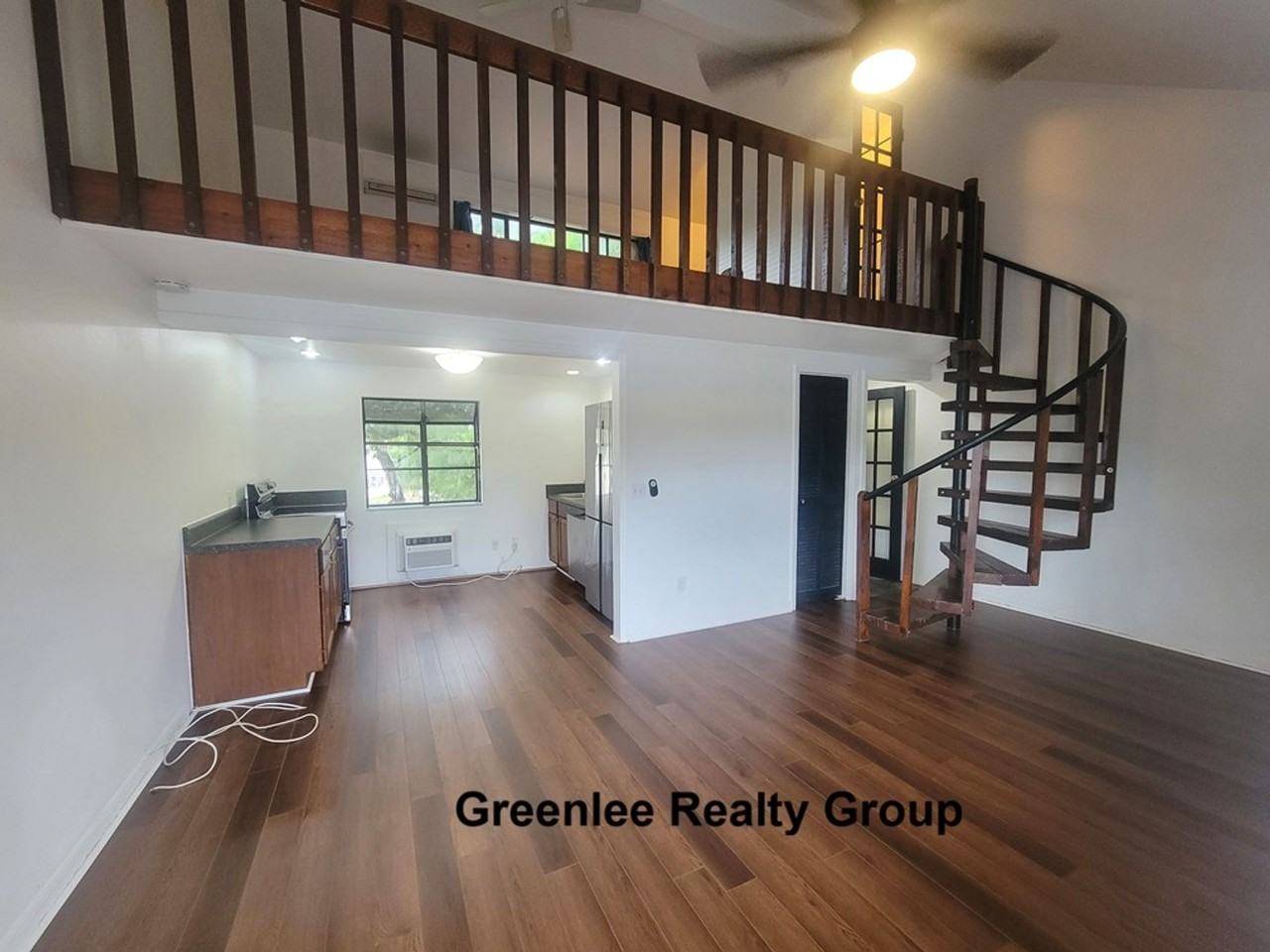 2142 Bradford St #325 - Photo 3 of 15