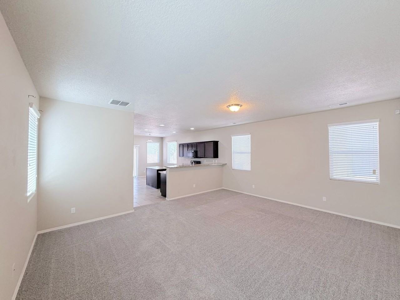 8724 Zephyr Pl Nw - Photo 4 of 26