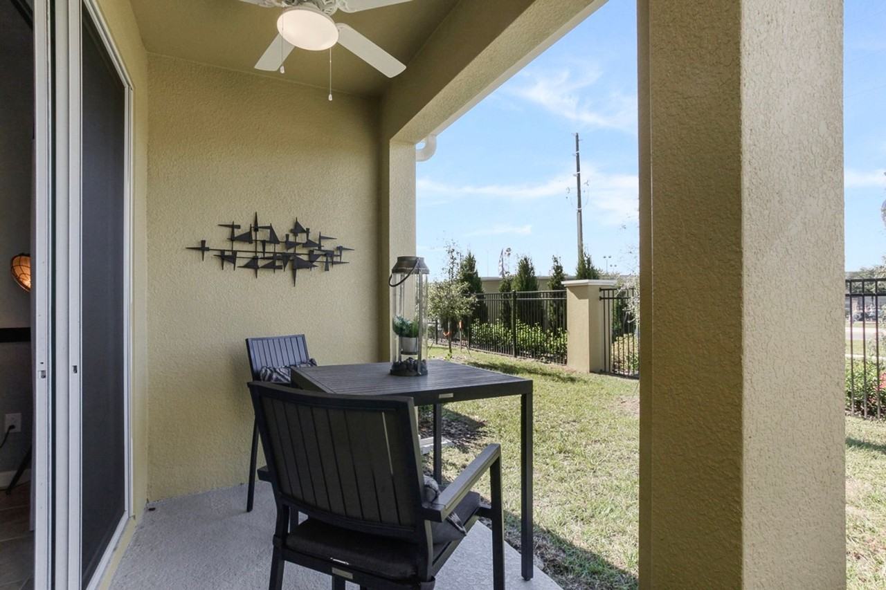 9818 Red Eagle Dr - Photo 5 of 14