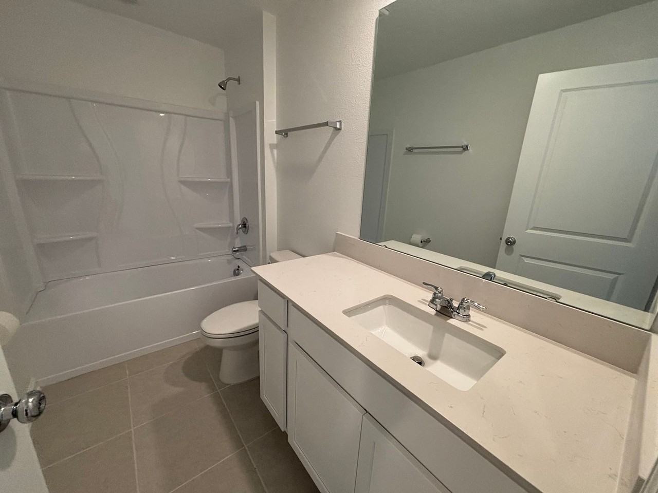 1318 Belle Isle Ln - Photo 7 of 30