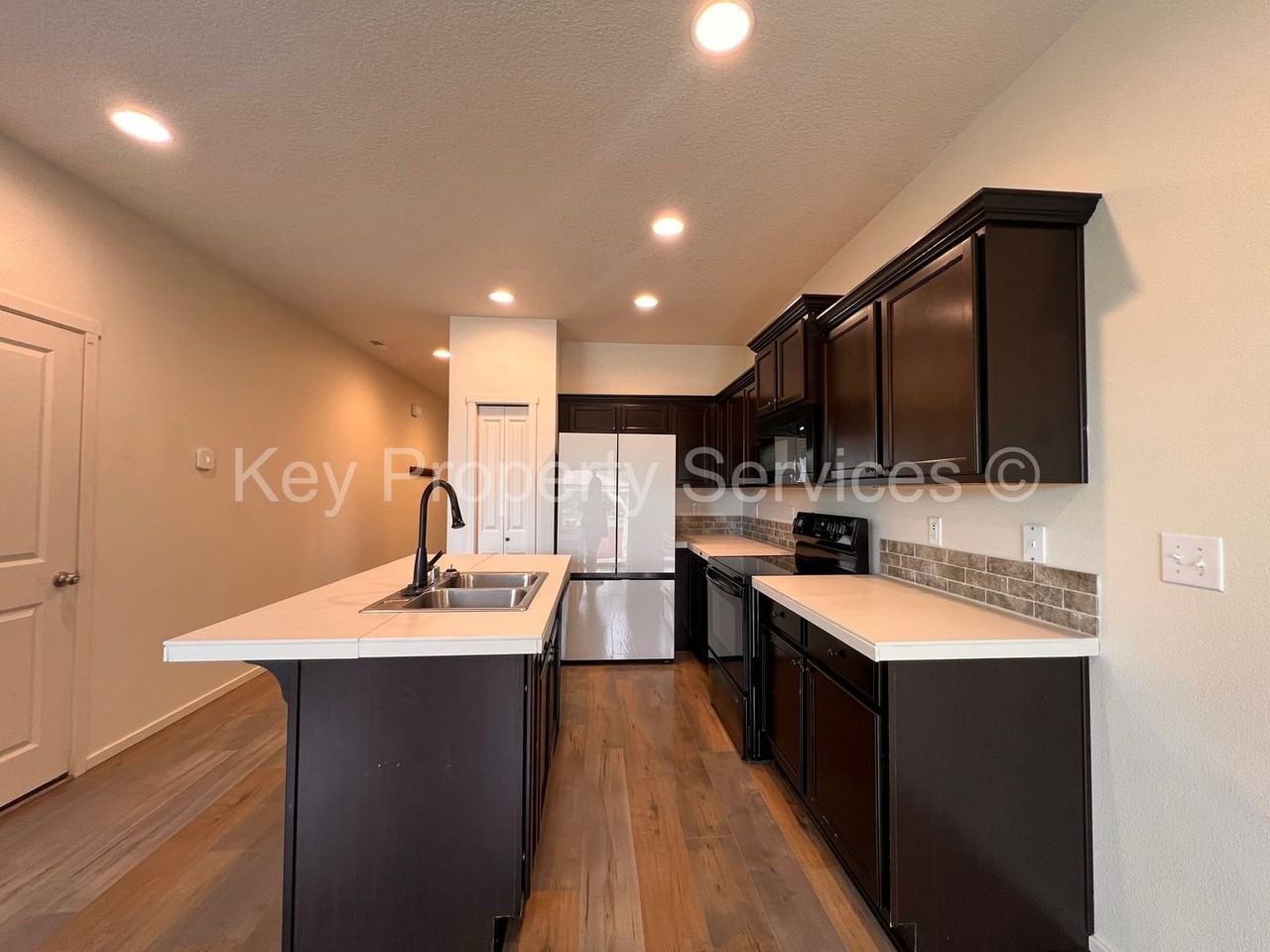 5600 Ne 129th Pl - Photo 5 of 26