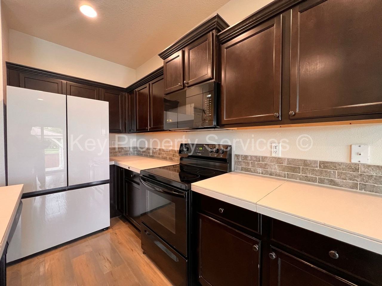 5600 Ne 129th Pl - Photo 6 of 26