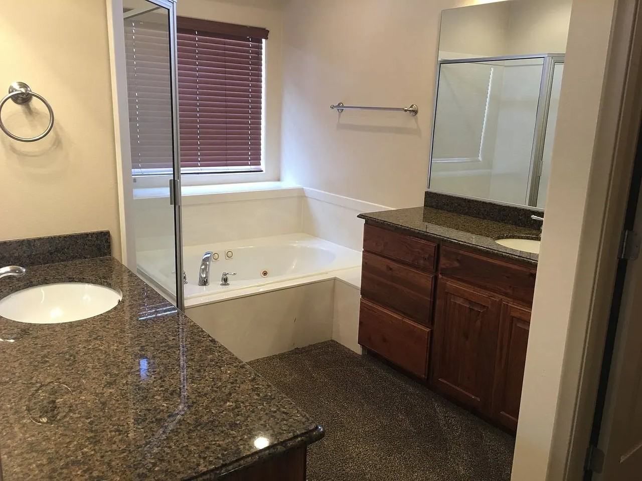 1045 E Birken St - Photo 4 of 26