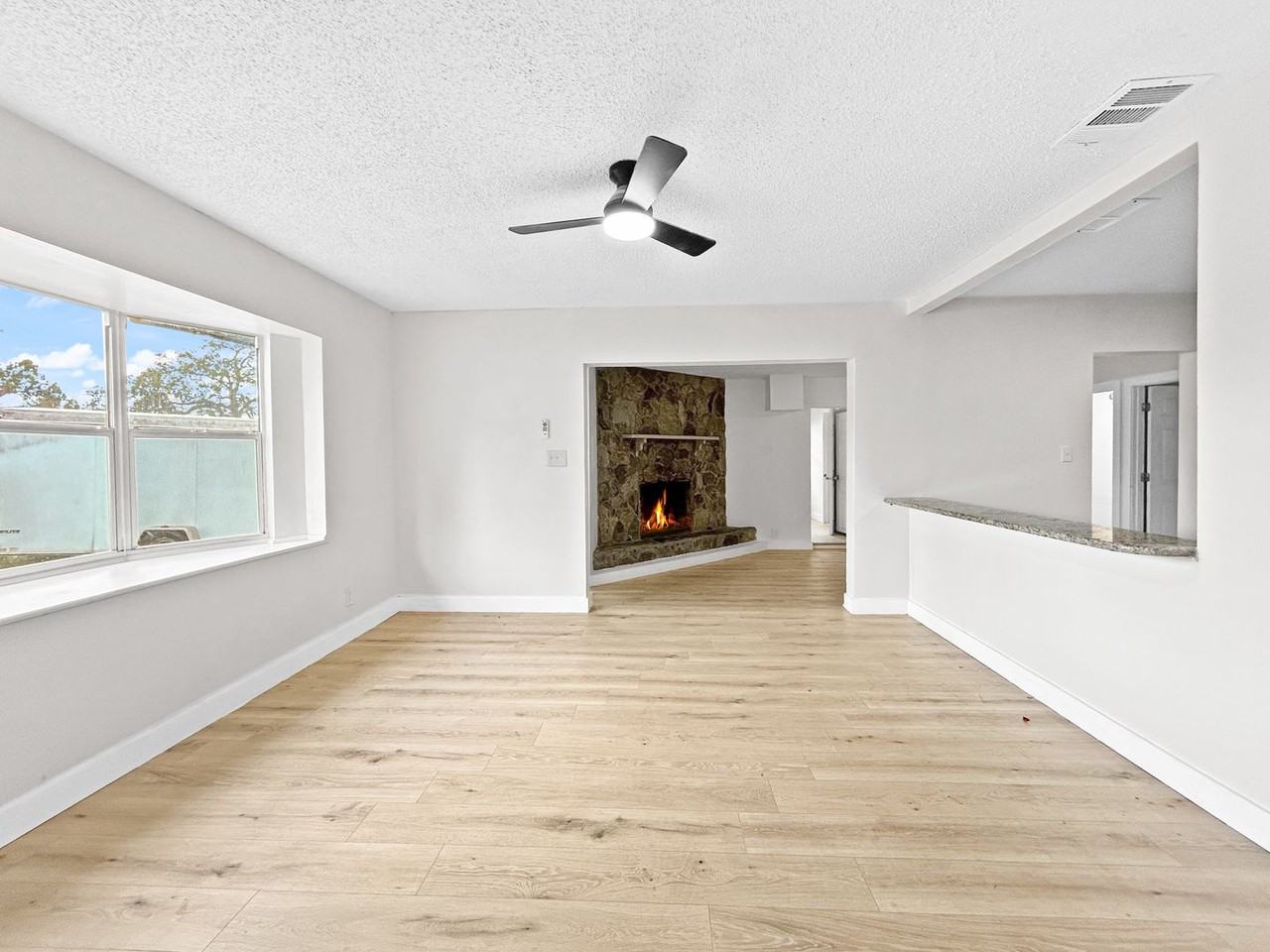 3128 49th St N - Photo 6 of 26