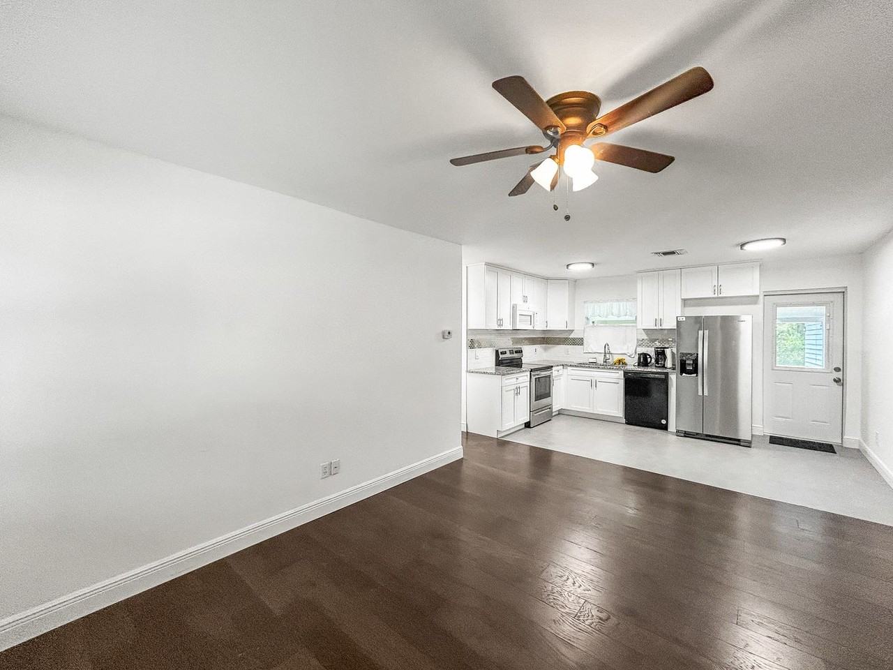 506 N Missouri Ave - Photo 4 of 19