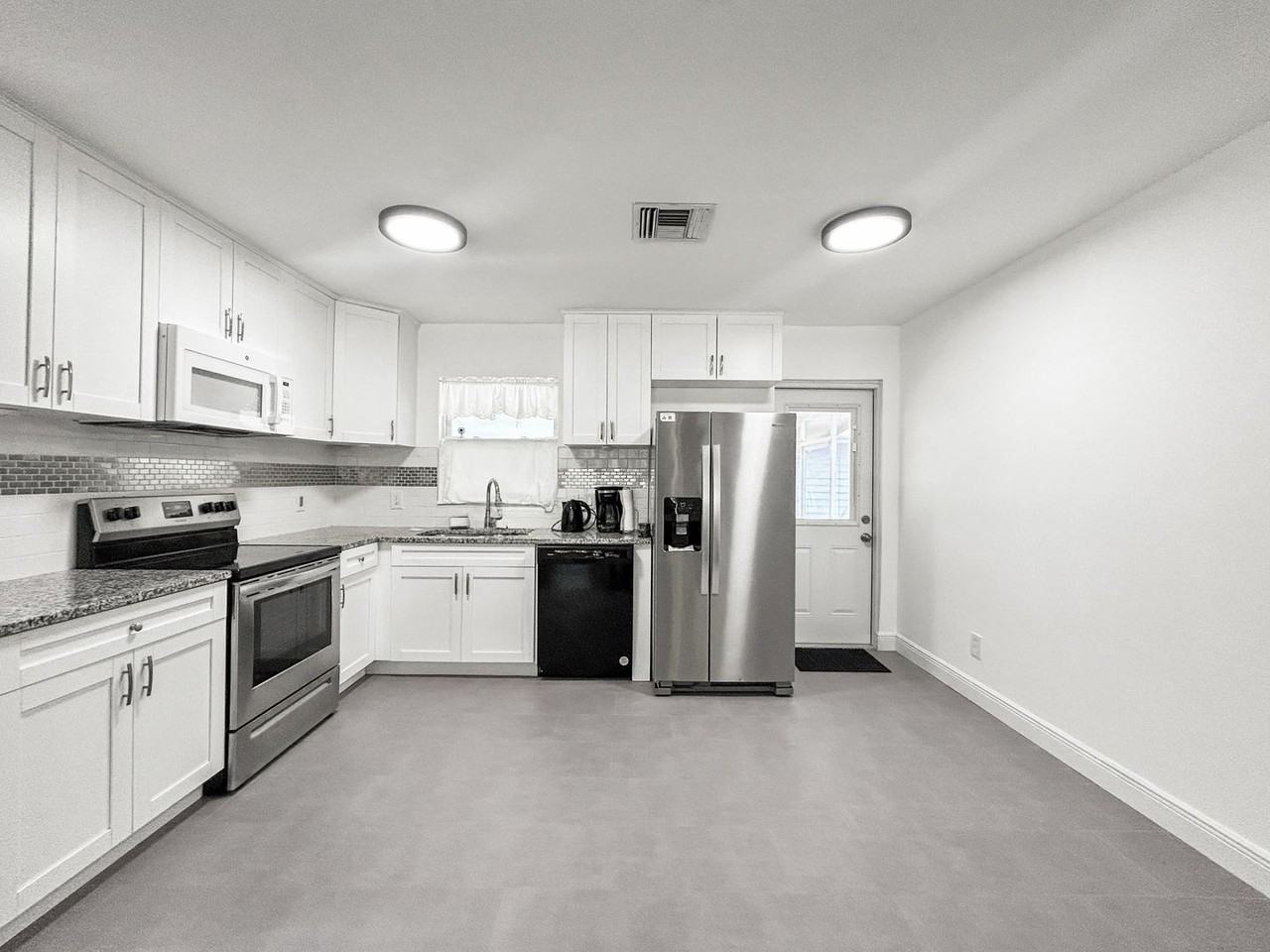 506 N Missouri Ave - Photo 5 of 19