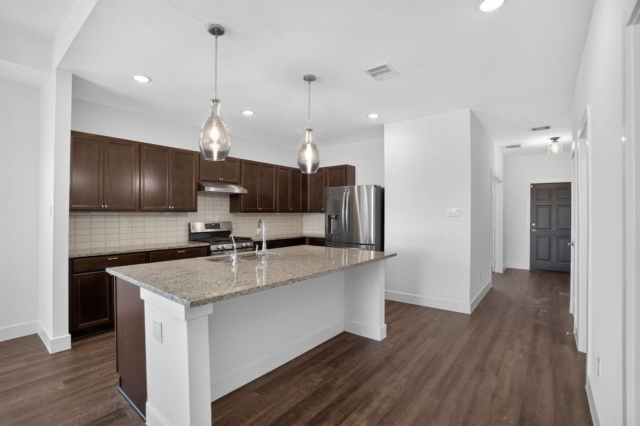 12340 N Chestnut Hills Dr - Photo 5 of 15
