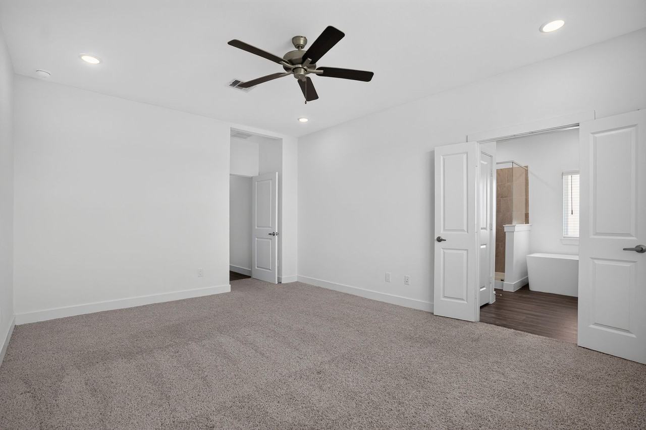 12340 N Chestnut Hills Dr - Photo 7 of 15