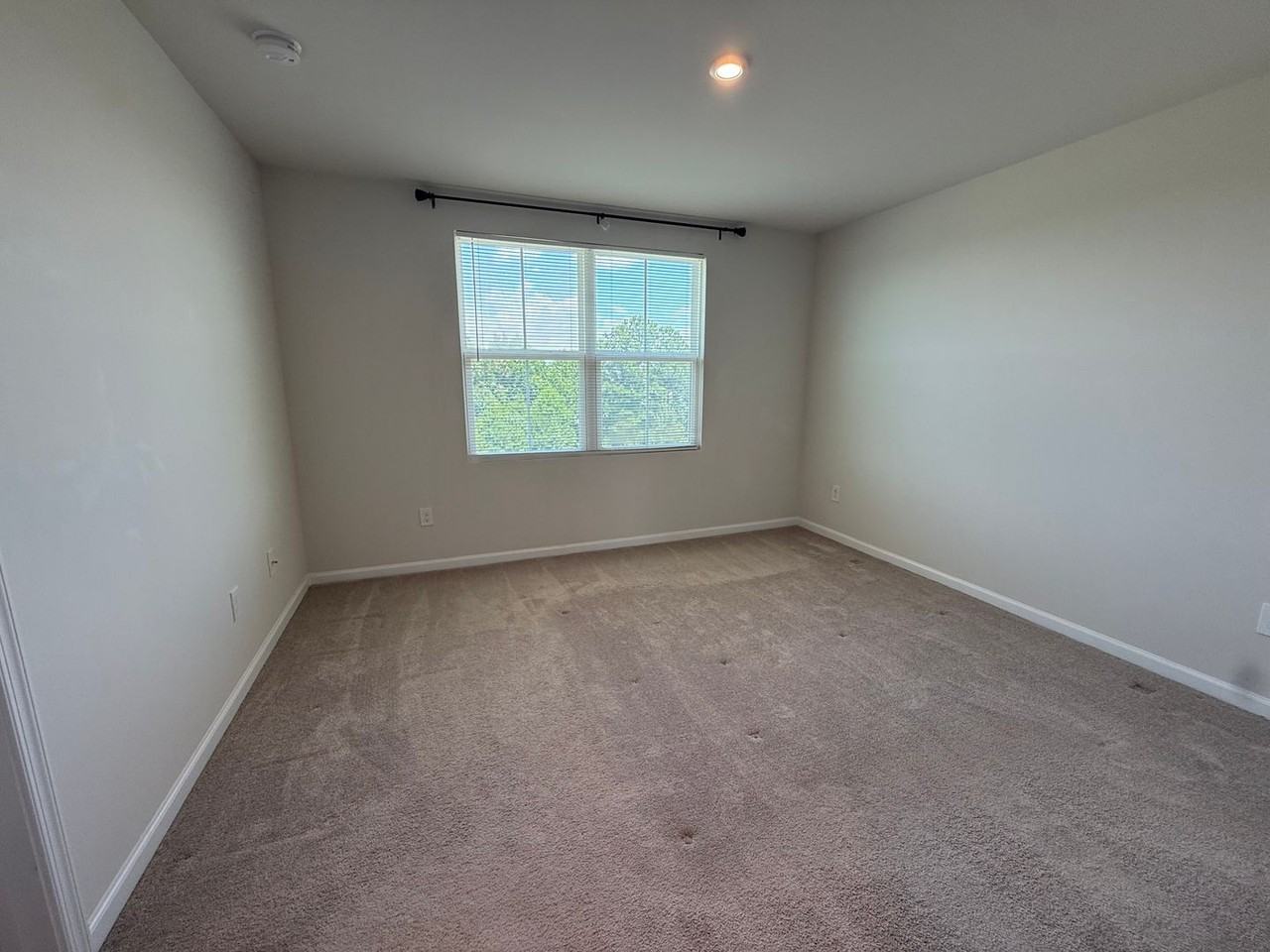 306 Parkridge Way - Photo 7 of 15