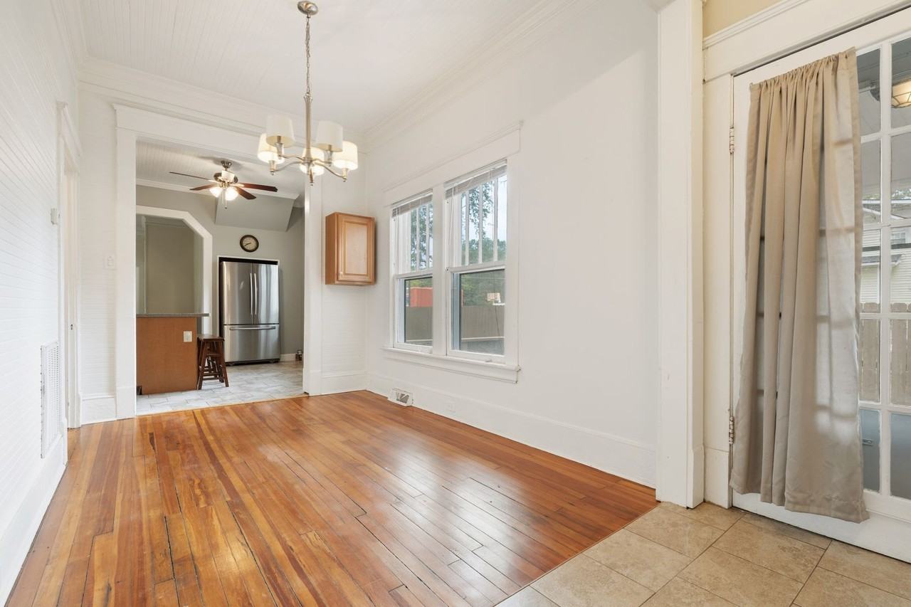 2726 N Roxboro St - Photo 3 of 19