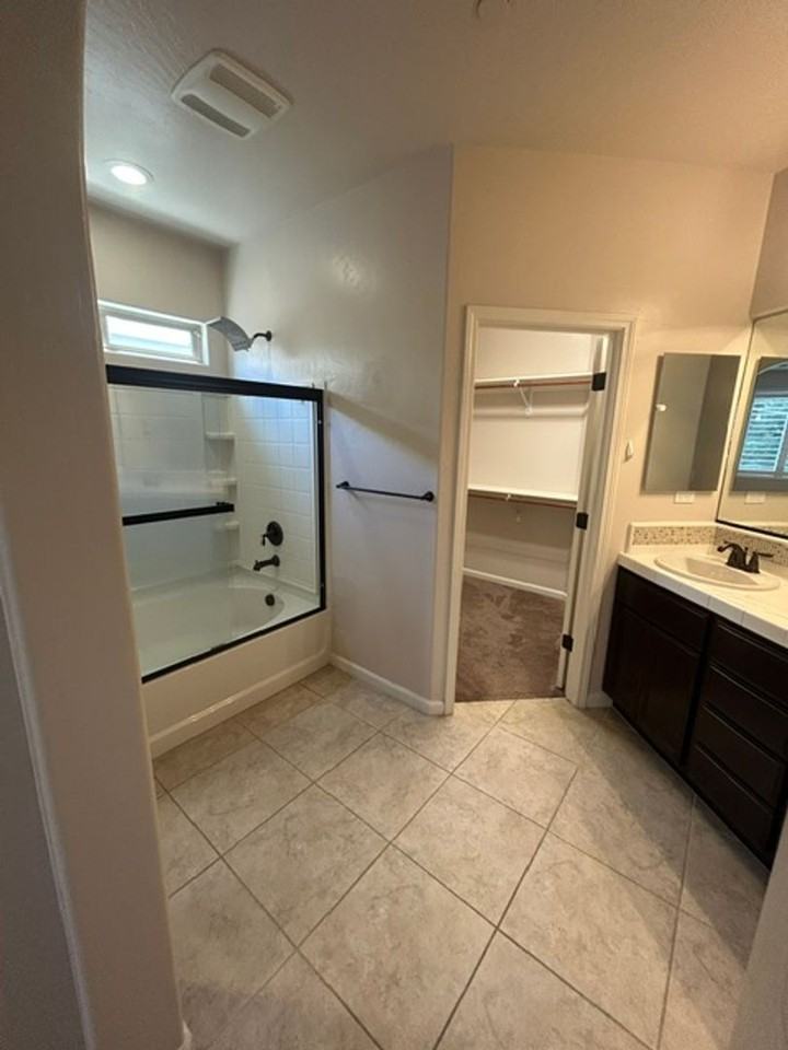 3605 W Delta Ave - Photo 6 of 20
