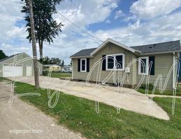 featured image of 1028 Ansborough Ave