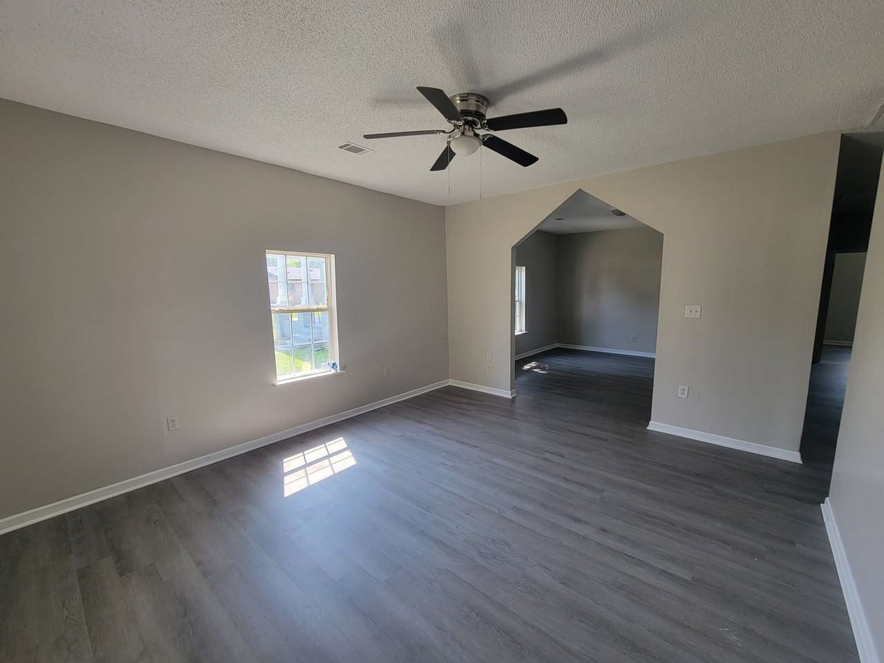 2015 Grand Blvd - Photo 3 of 13