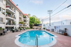 featured image of 3520 3rd Ave